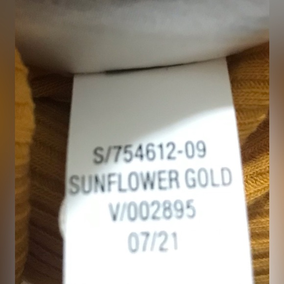 Brand new Old Navy rib knit turtleneck sz m and xxl - Picture 5 of 5